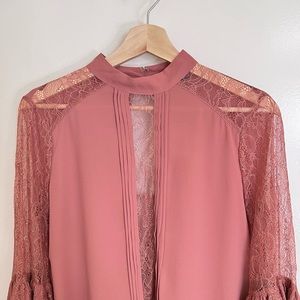 Express - Mauve Handkerchief Sleeves Lace Blouse